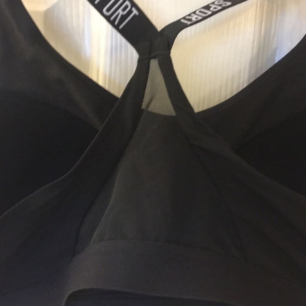 Victoria Sport bra 36B NWT MEDIUM SUPPORT NO WIRE - Picture 8 of 8